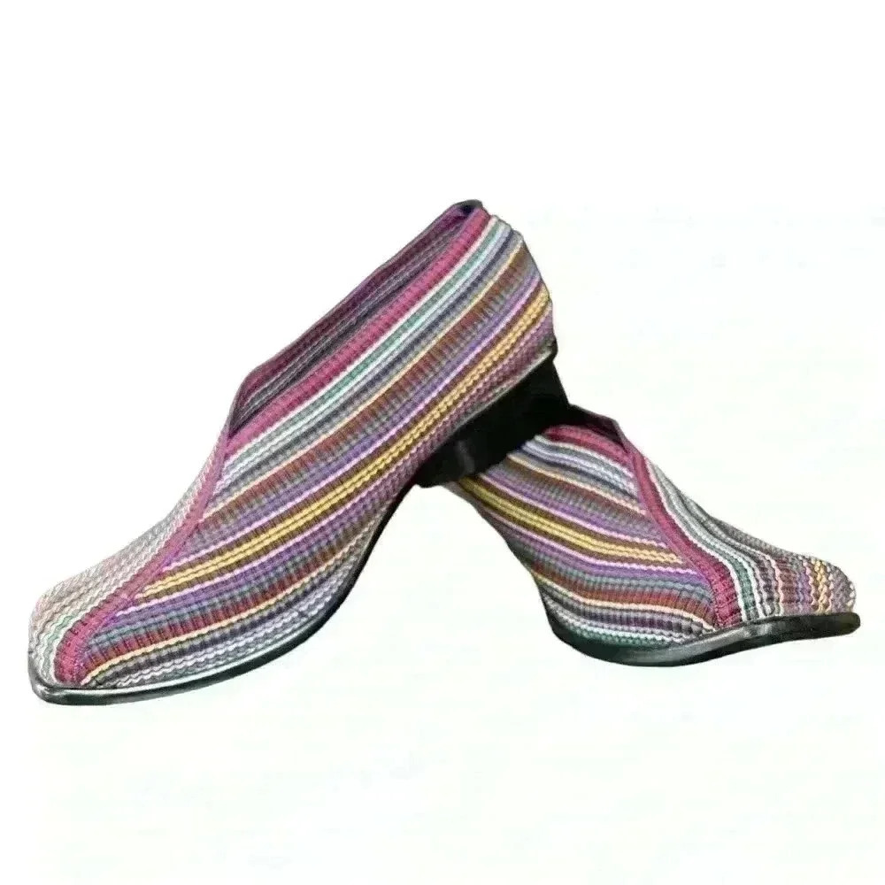 San Miguel slip on shoes Multicolored stripe size 6 like new